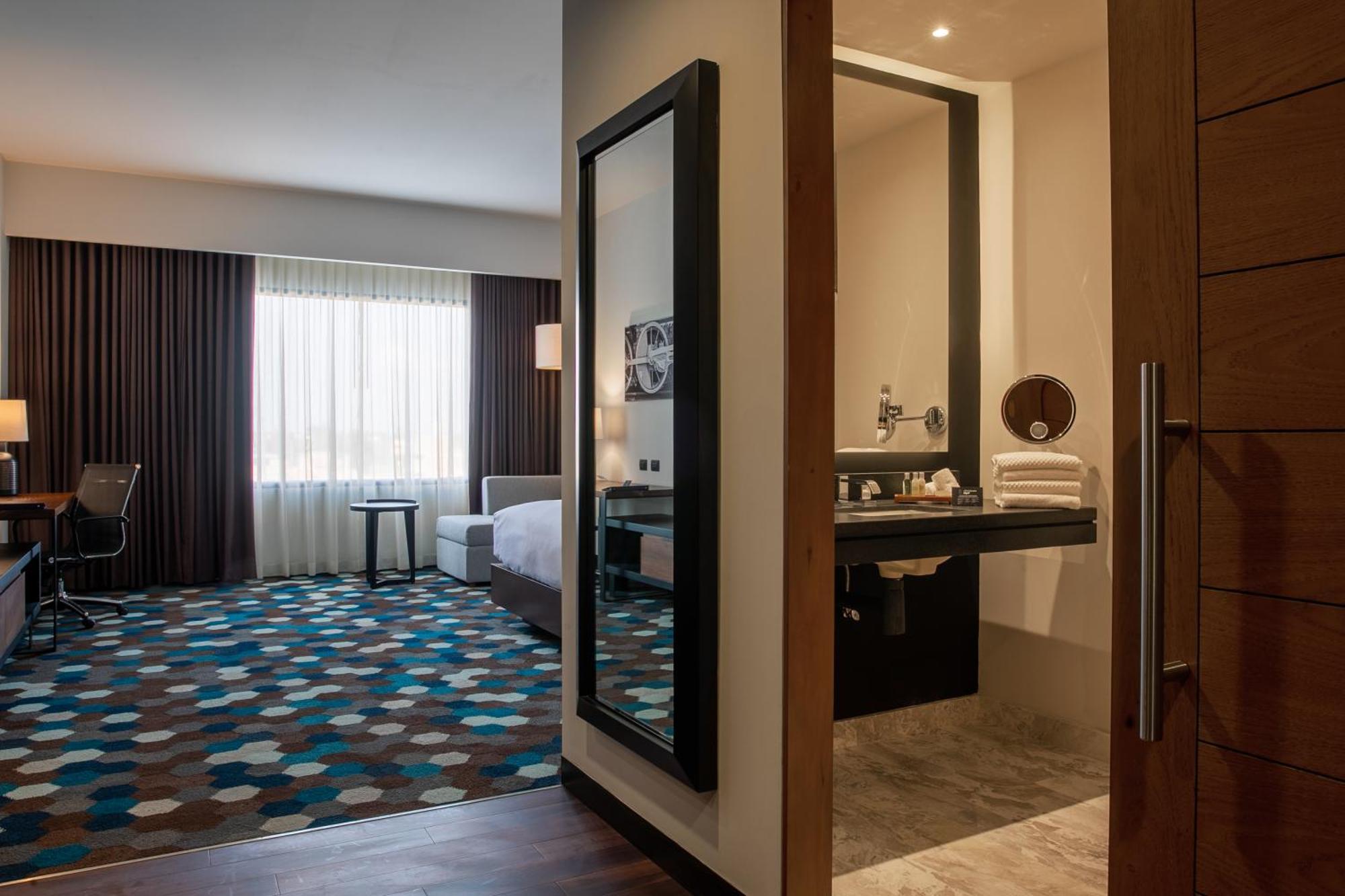 Doubletree By Hilton Celaya Celaya  Exterior foto